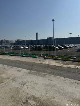 北京工厂班次锐减：部分员工一周仅上班一天，场内停放上千辆纯电车型，产能与排班已调整(图2)